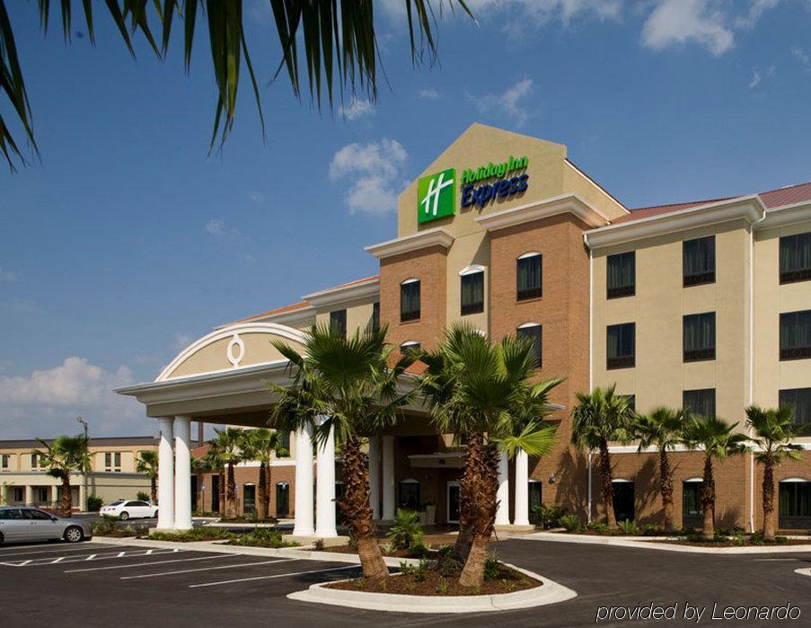 Holiday Inn Express Waycross Exterior foto