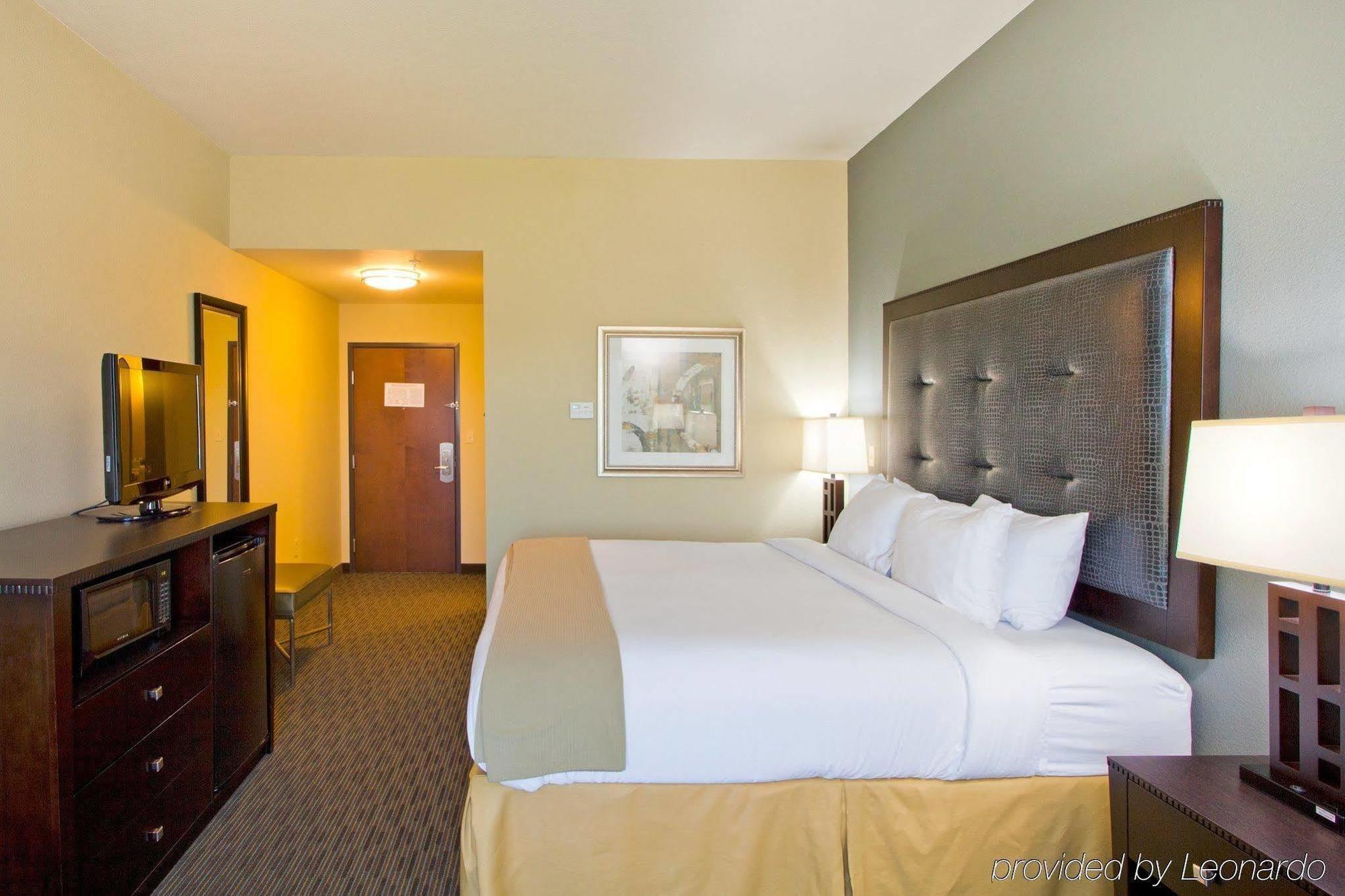 Holiday Inn Express Waycross Quarto foto