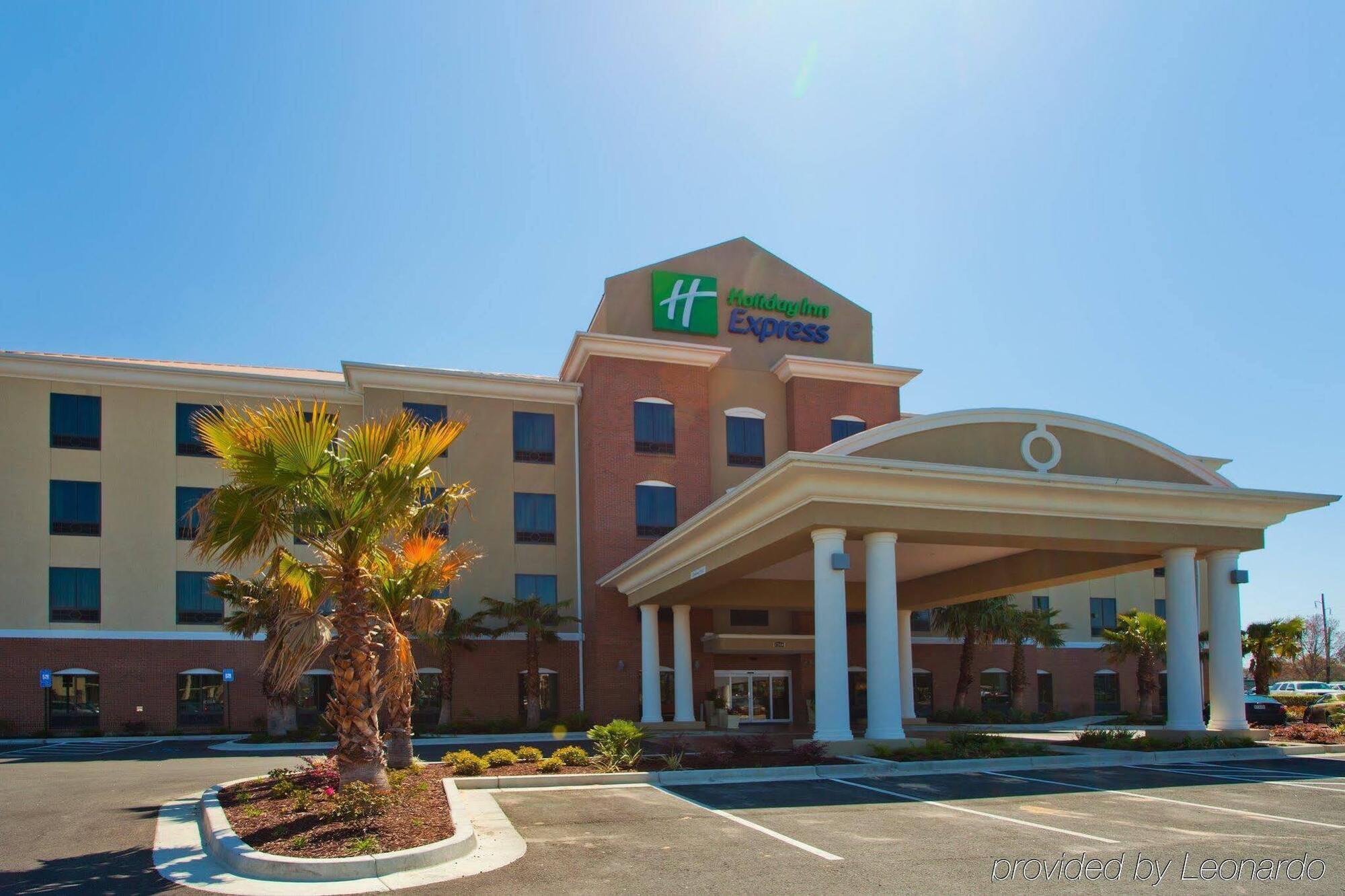 Holiday Inn Express Waycross Exterior foto